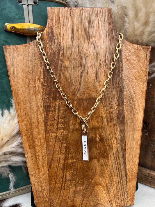 The Cosmopolitan Necklace